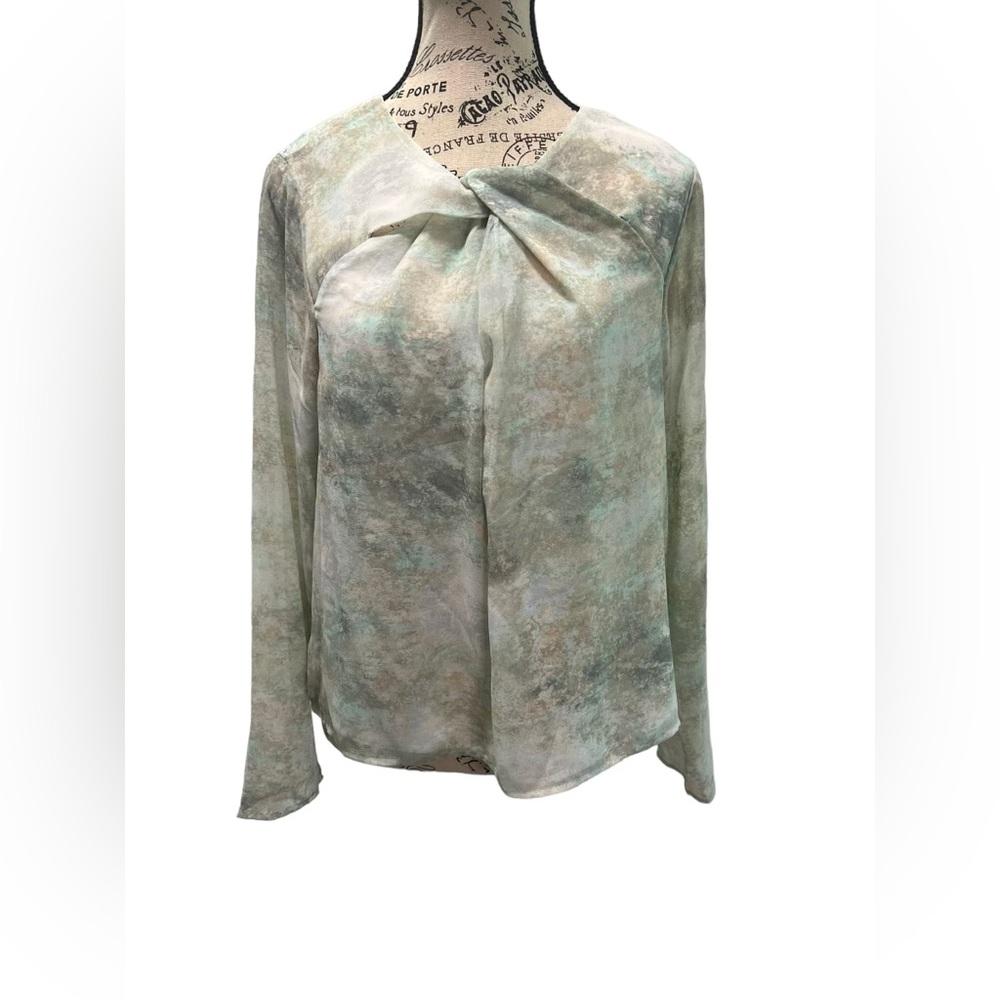 NWT Calvin Klein long sleeve sheer top with muted colors Size M